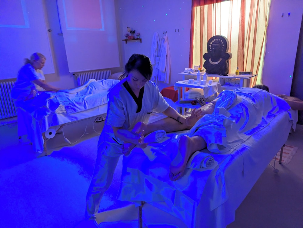 Massage in accommodation