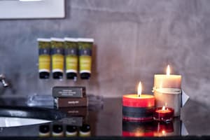 thumbnail: Bathroom amenities