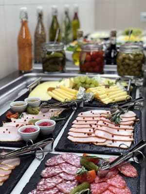 thumbnail: Breakfast buffet