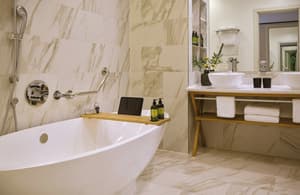 thumbnail: Bathroom