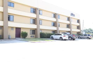 thumbnail: Front of property