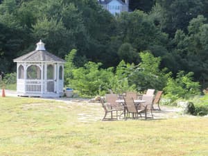 thumbnail: Property grounds
