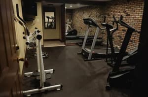 thumbnail: Gym