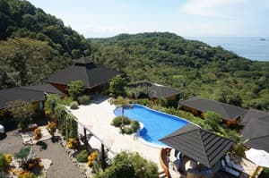 thumbnail: Outdoor pool