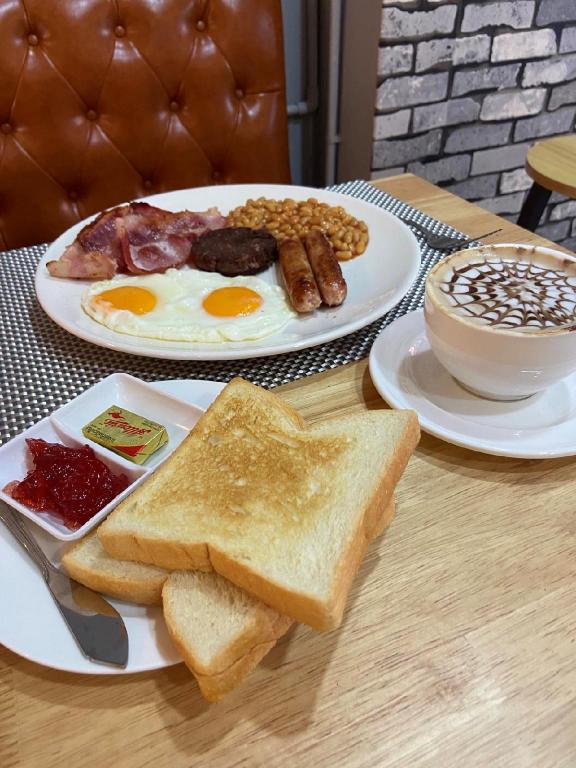 b4b2588c4d1aeffdaaebb8b67753c332.jpg