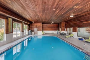 thumbnail: Pool