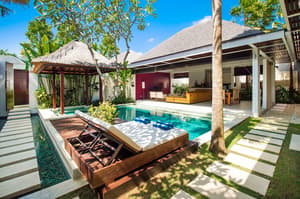 thumbnail: Outdoor pool