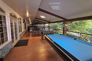 thumbnail: Billiards