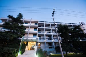 thumbnail: Exterior