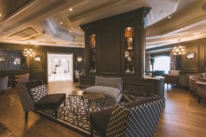 thumbnail: Lobby lounge