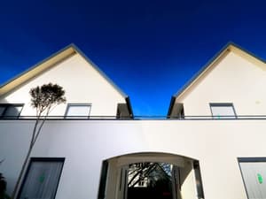 thumbnail: Exterior