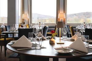 thumbnail: Restaurant