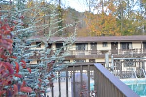 Brookside Lodge