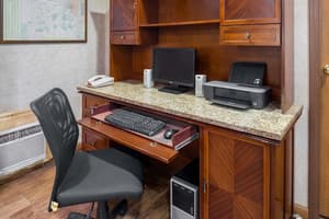thumbnail: Business center