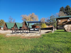 thumbnail: BBQ/picnic area