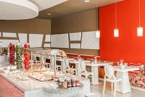 thumbnail: Restaurant