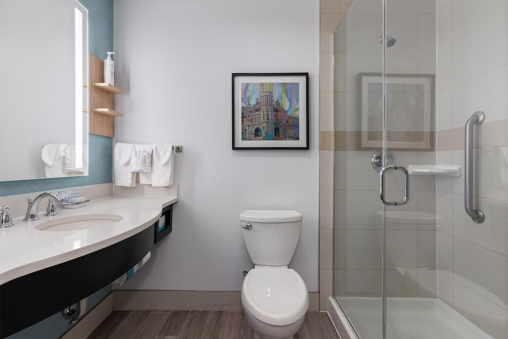Bathroom shower