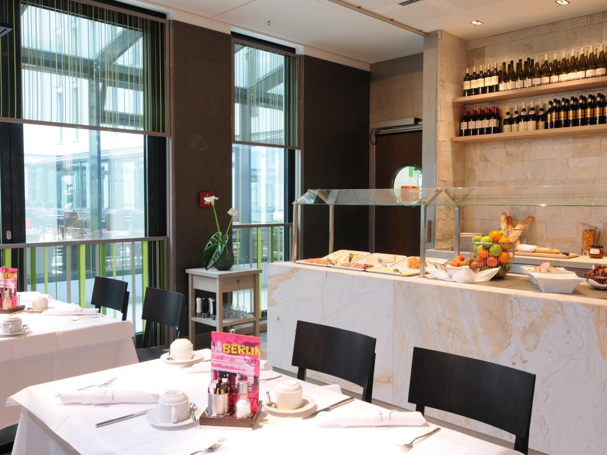 Restaurant-cafeteria