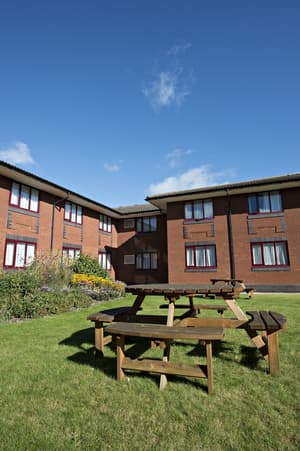 thumbnail: Exterior