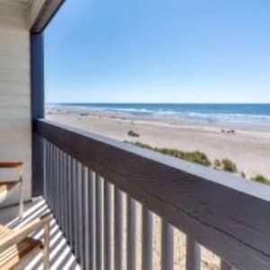 thumbnail: Beach/ocean view