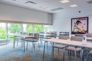 thumbnail: Restaurant