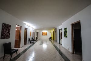 thumbnail: Hallway