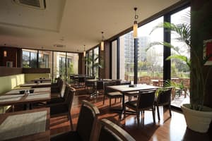 thumbnail: Dining