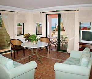 thumbnail: Living area