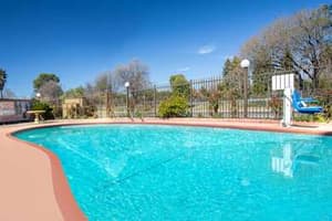 thumbnail: Pool,On-Site,Property Amenity,Recreation
