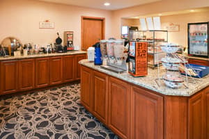 thumbnail: Breakfast area