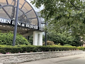 thumbnail: Front of property