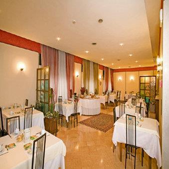 Dining,Restaurant
