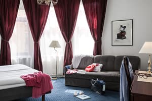 thumbnail: Room