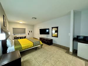 thumbnail: Room amenity
