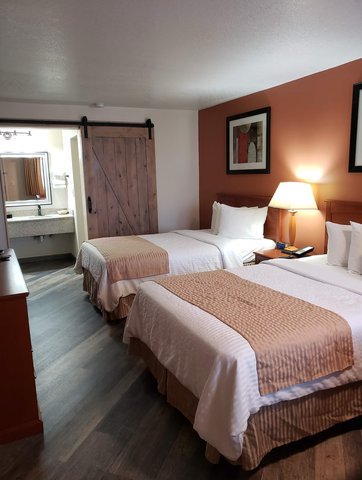 Double Deluxe Room