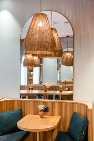 thumbnail: Breakfast area