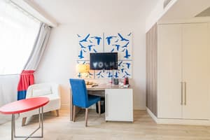 thumbnail: Room