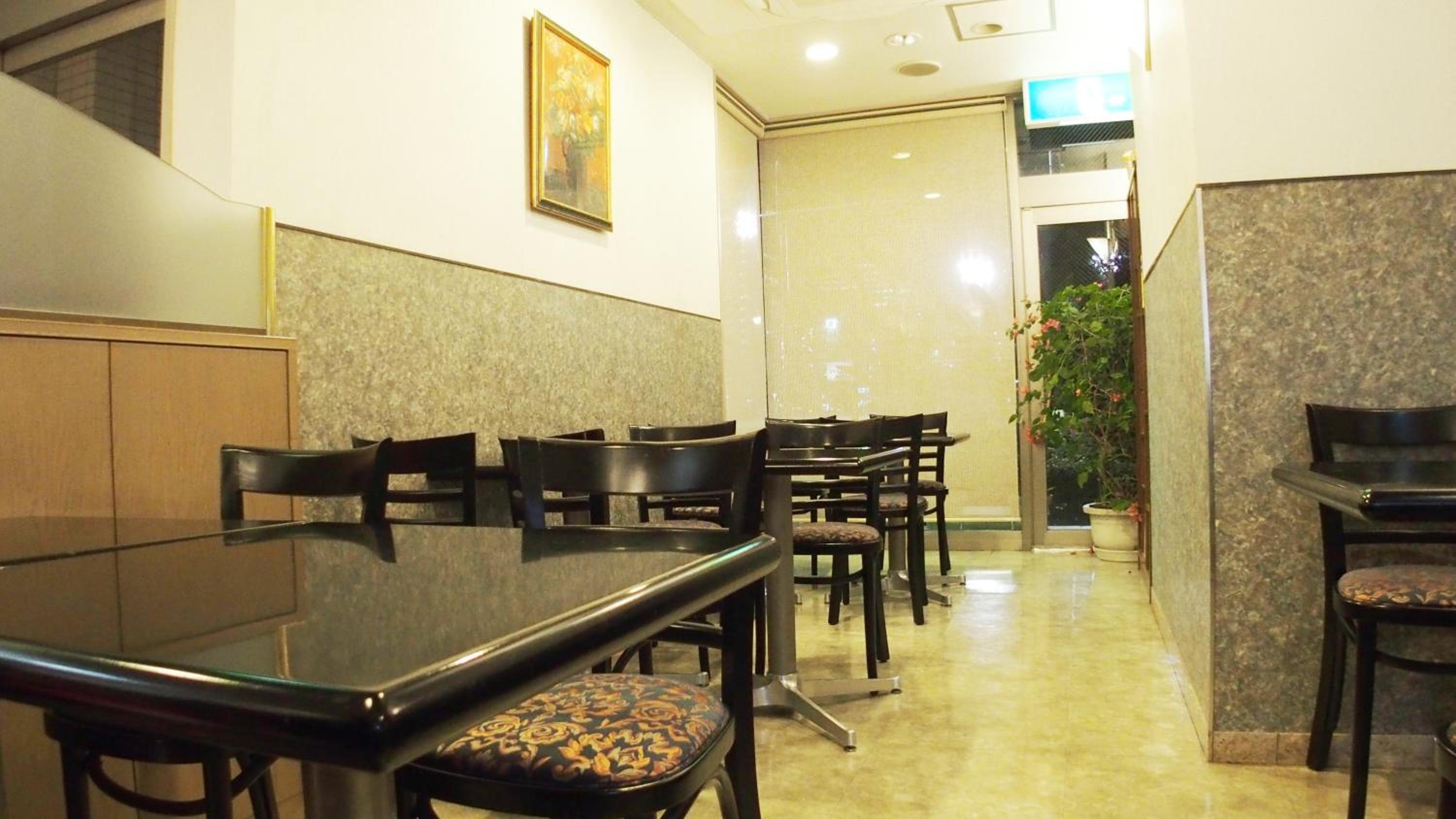 Restaurant-cafeteria