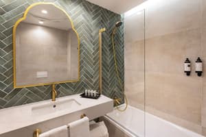thumbnail: Bathroom