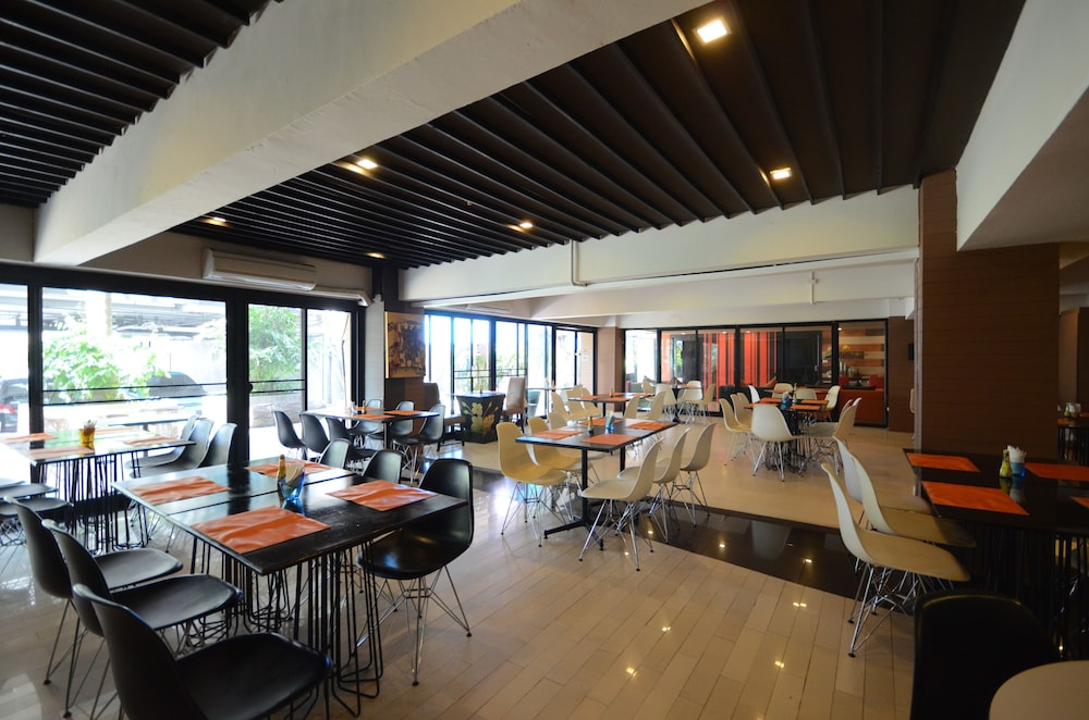 Restaurant-cafeteria