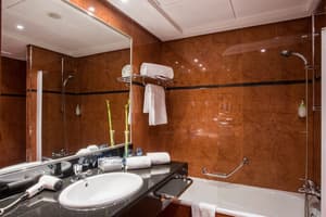 thumbnail: Bathroom