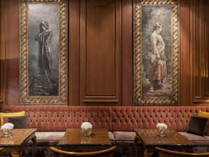 thumbnail: Restaurant