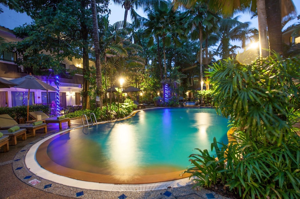 Pool