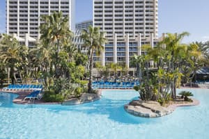 thumbnail: Outdoor pool