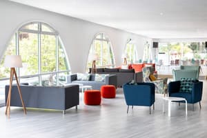 thumbnail: Lobby sitting area