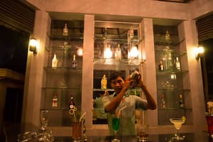 thumbnail: Bar (on property)