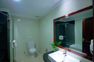 thumbnail: Bathroom