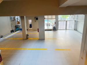 thumbnail: Parking
