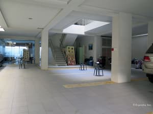 thumbnail: Parking