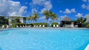 thumbnail: Outdoor pool